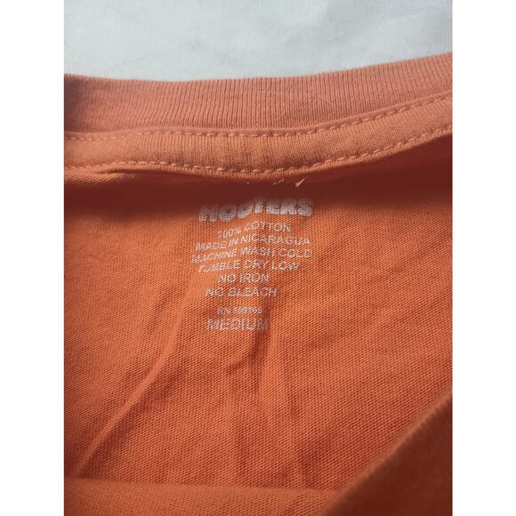 Hooters Vintage 90s Graphic T-shirt Short sleeve Owl Men Size Medium - Picture 3 of 4